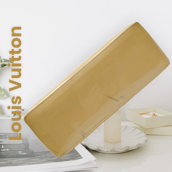 💯 LOUIS VUITTON LV Wilshire PM Beige Vernis Hand Bag - Picture 4 of 8